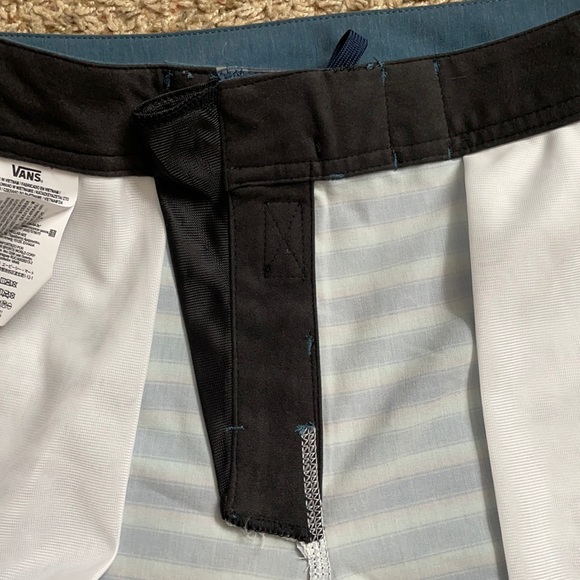 Vans men’s shorts striped 4 way stretch - Picture 9 of 11